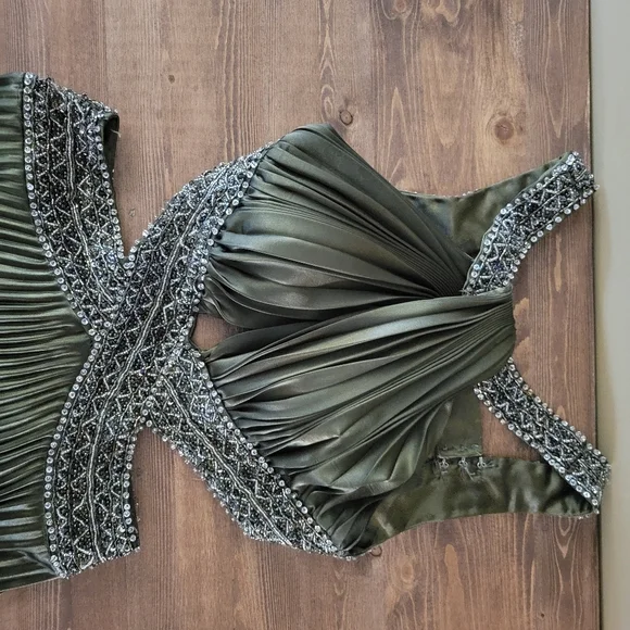 Formal/Prom Dress - Picture 4 of 6